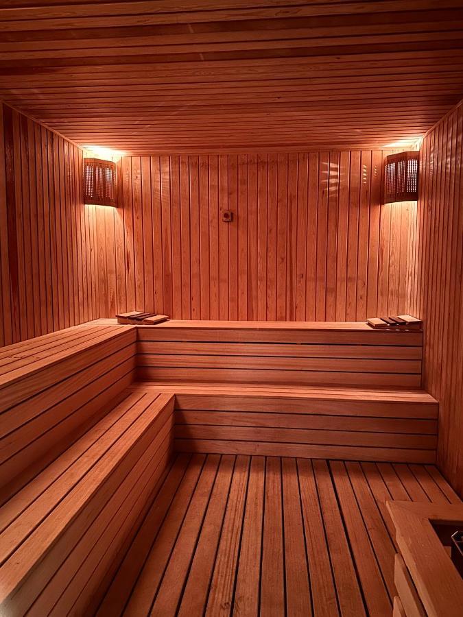 Royal Kate Spa Included, 32Nd Floor Skopje Luaran gambar