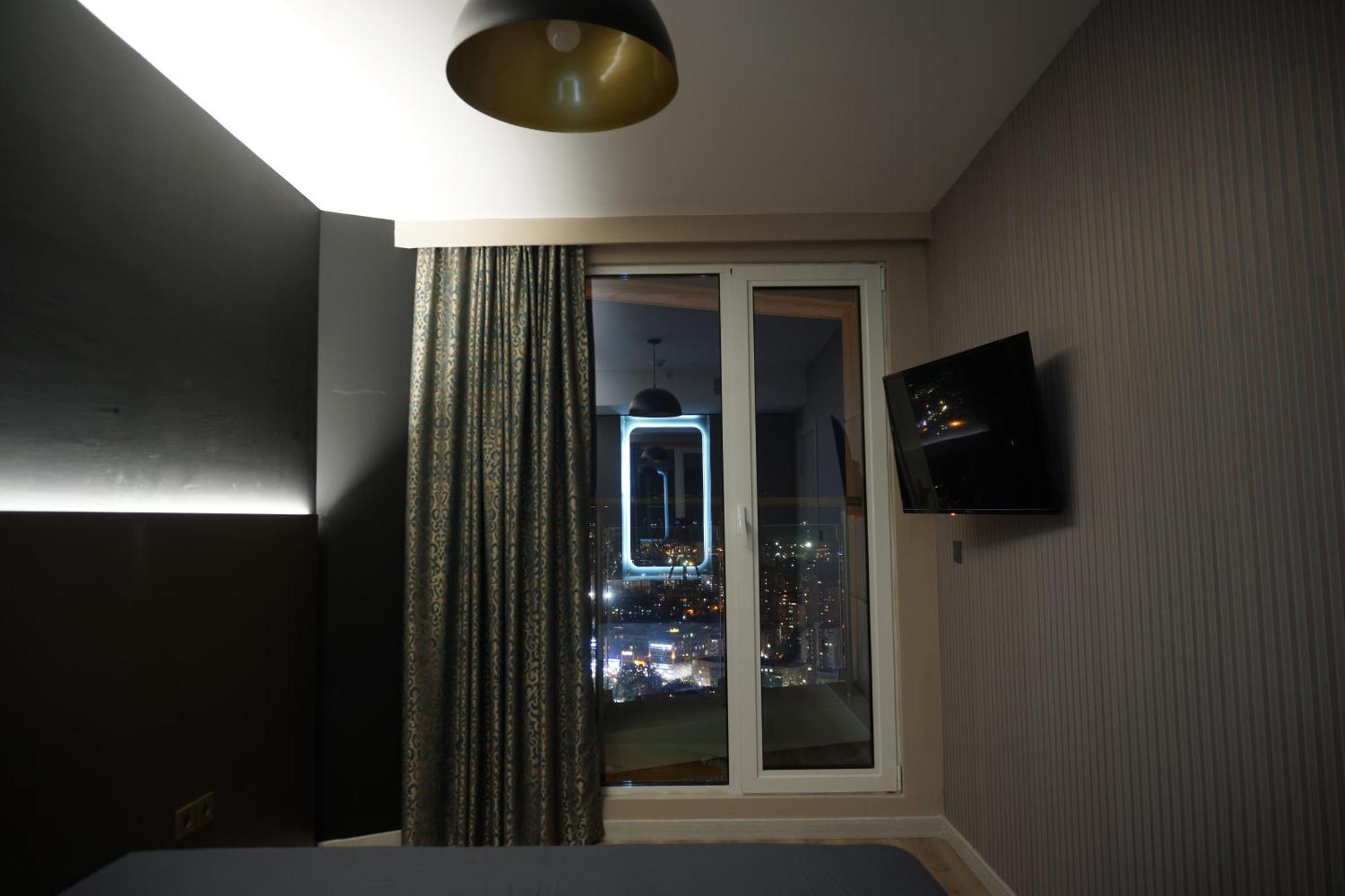 Royal Kate Spa Included, 32Nd Floor Skopje Luaran gambar
